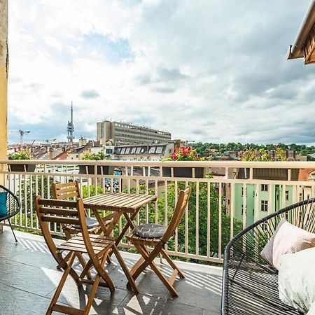 Central, Spacious, Modern 5 Bedrm Duplex W/Balcony Prag Eksteriør billede