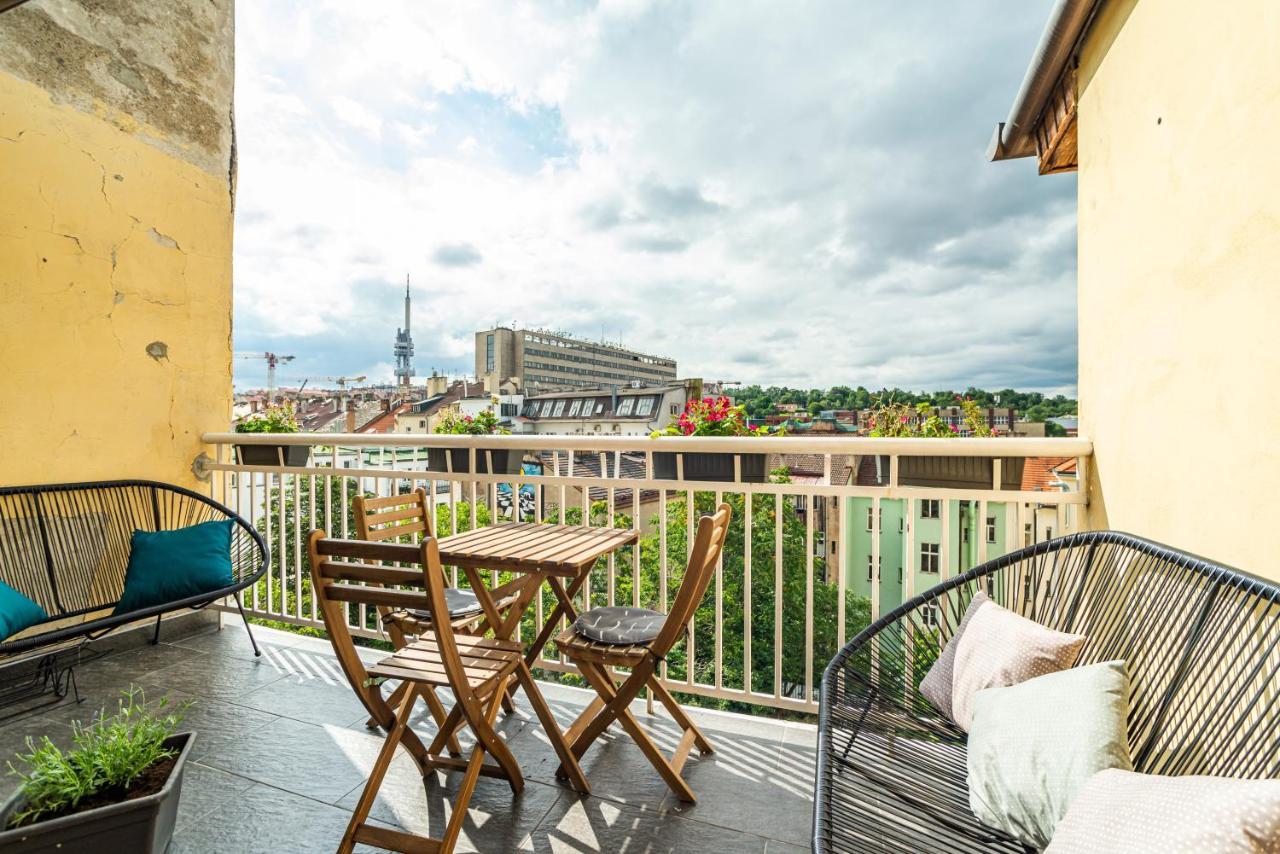 Central, Spacious, Modern 5 Bedrm Duplex W/Balcony Prag Eksteriør billede